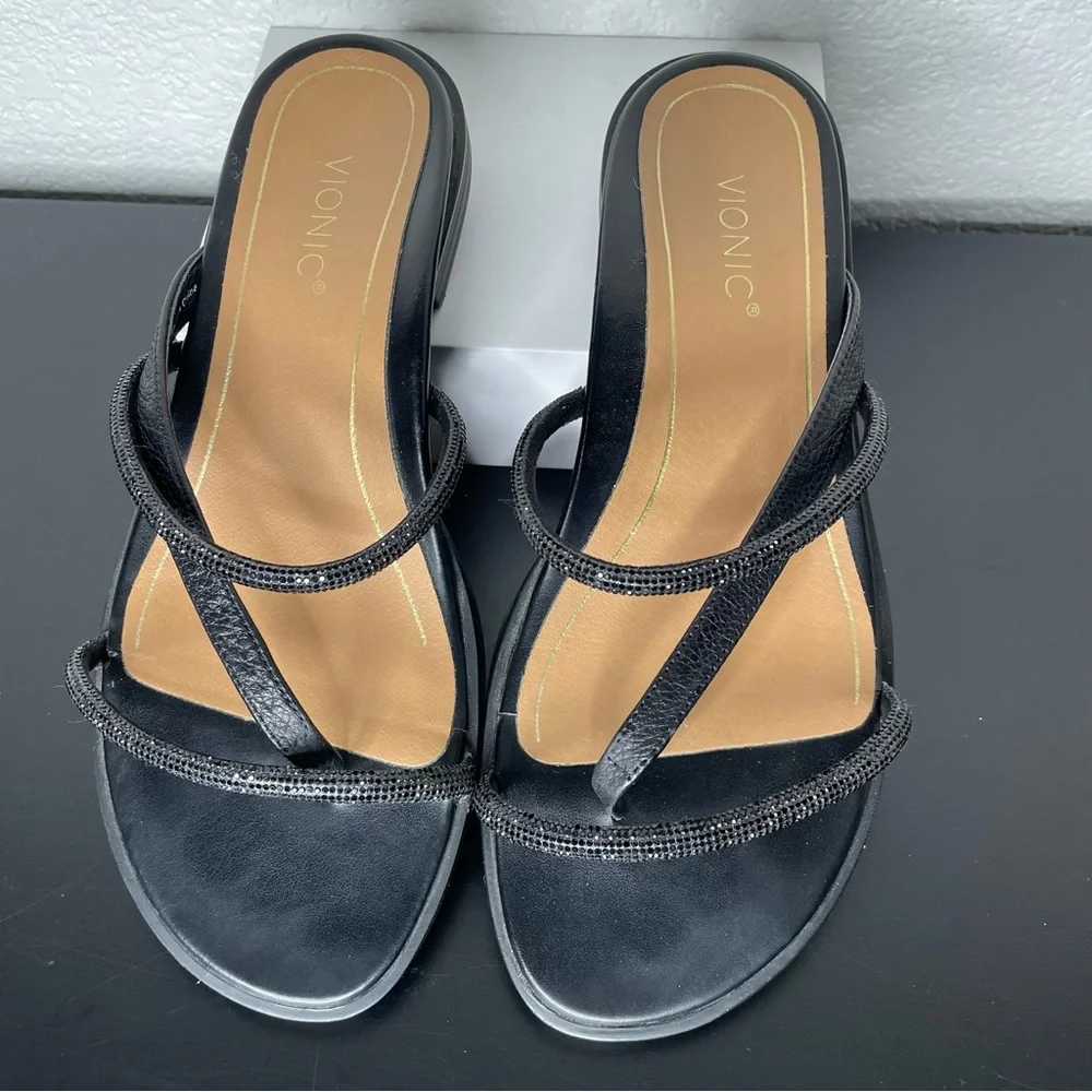 Vionic Prisim Black Sandal Size 6.5